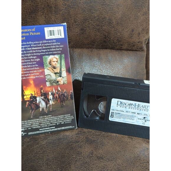 VHS Dragonheart: A New Beginning Dragon Fantasy Collectors Movie 2001 - Picture 2 of 2